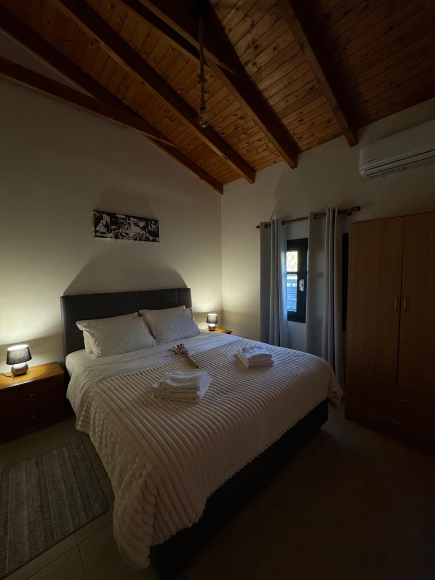 Tholos Alexandra'S Beachfront House Kavousi  ภายนอก รูปภาพ